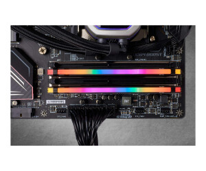 Corsair Vengeance RGB PRO - DDR4 - kit - 16 GB: 2 x 8 GB