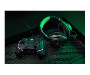 Razer Wolverine V2 Chroma - Game Pad - wired