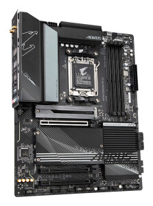 Gigabyte AORUS X670 ELITE AX - 1.0 - Motherboard - ATX - Socket AM5 - AMD X670 Chipsatz - USB 3.2 Gen 1, USB 3.2 Gen 2, USB-C Gen 2x2 - 2.5 Gigabit LAN, Wi-Fi 6, Bluetooth - Onboard-Grafik (CPU erforderlich)
